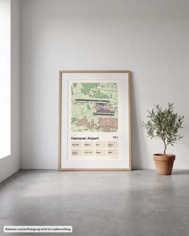 Poster Flughafen Hannover (HAJ/EDDV) gerahmt, an die Wand gelehnt, Stil Clay