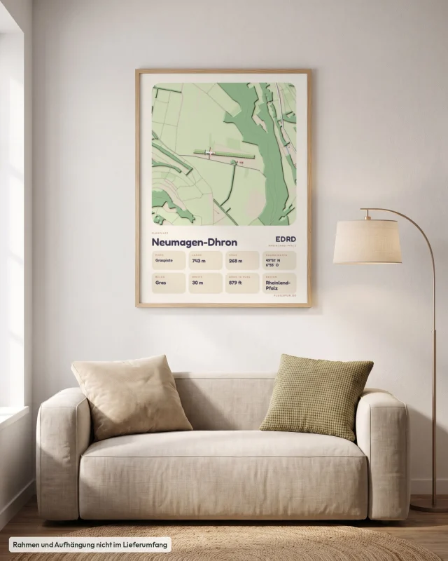 Poster Neumagen-Dhron im Stil Clay: Wohnzimmer – Sofa, Eiche