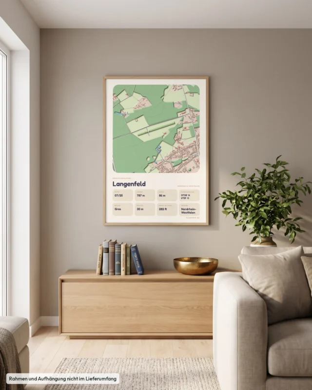 Poster Langenfeld im Stil Clay: Wohnzimmer – Sideboard mit Fliegerbüchern, Eiche